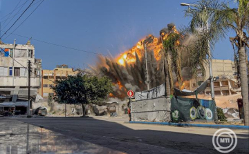 Benjámin Netanjahu: Izrael semmiképpen nem állítja le a háborút a Gázai övezetben, sőt, teljes erejével támadni fog