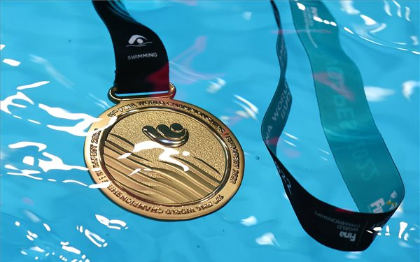 Bemutatták a budapesti vizes vb érmeit